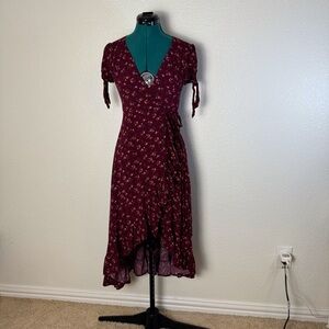 Womens Sz XS Wrap dress Maroon w/ floral print